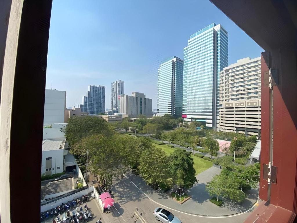 Rest@Ratchada Hotel Bangkok Ngoại thất bức ảnh